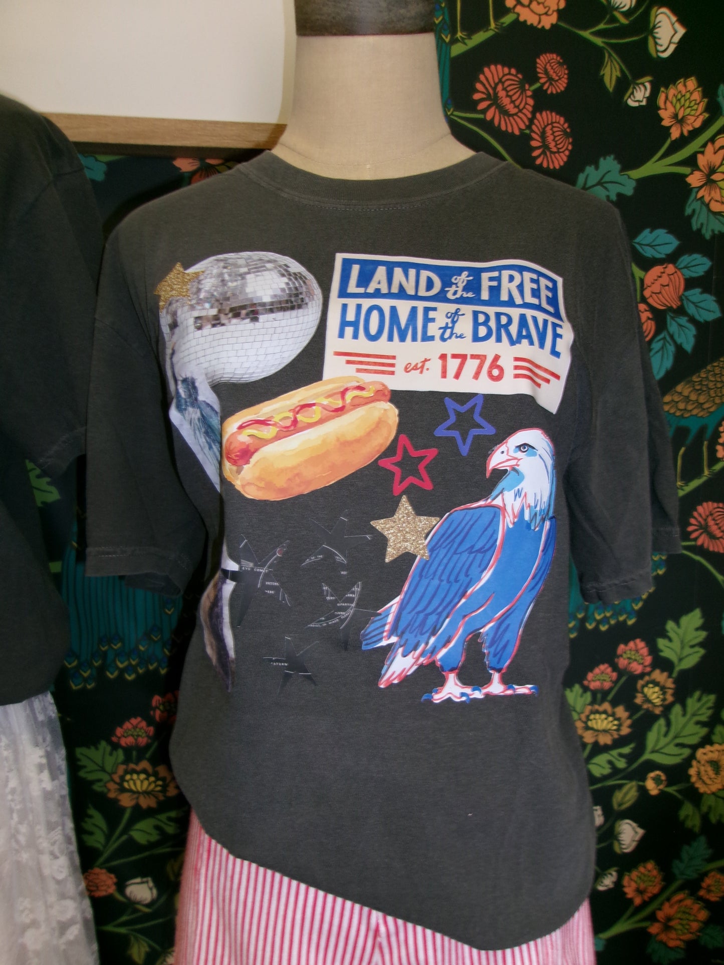 Americana Tee